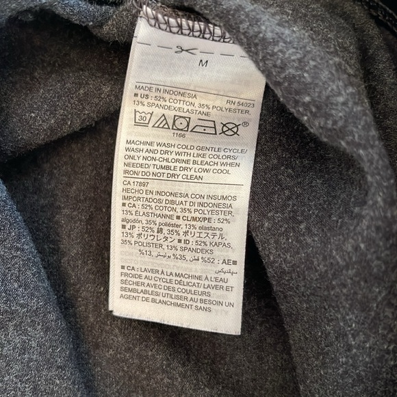 Old Navy Black and Grey Leggings - Size M - Picture 10 of 10
